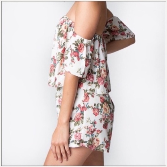 Gwenevere Floral Romance Romper - Picture 3 of 5